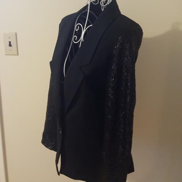 Jacket - Picture 3 of 4
